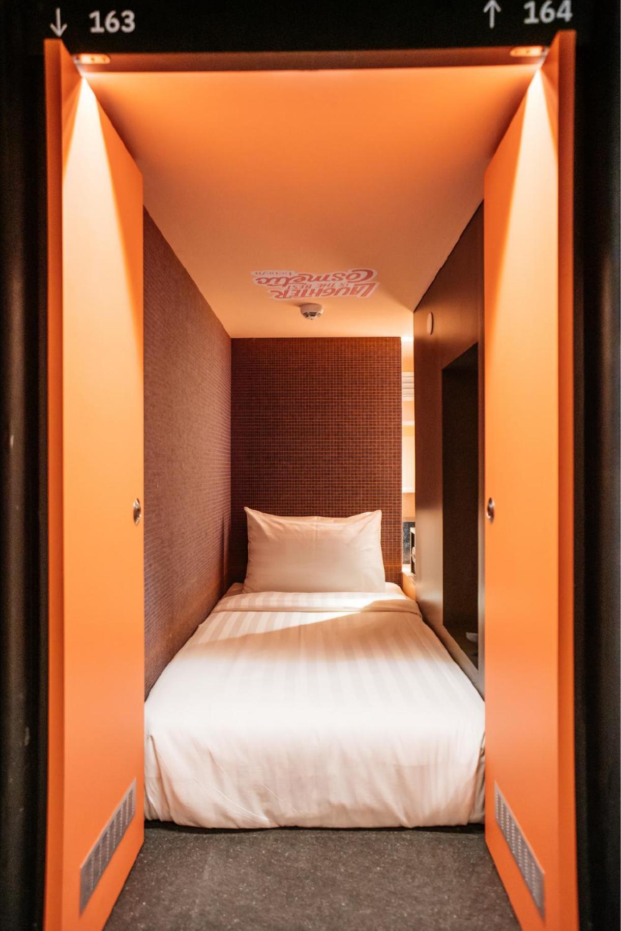 Capsuletransit Airside Klia T2 - Airport - International Departure Near To Transit Hall, Gate Q Hotel kapsul