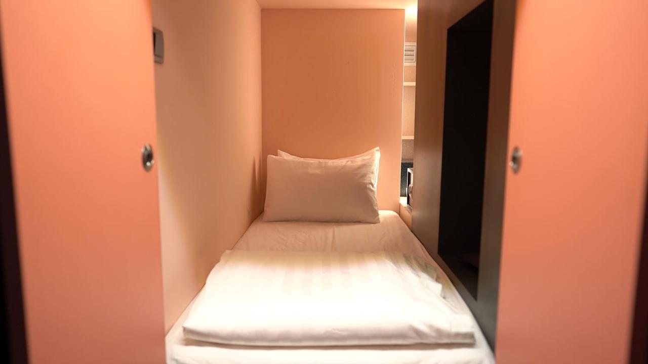 Capsuletransit Airside Klia T2 - Airport - International Departure Near To Transit Hall, Gate Q Hotel kapsul 2*